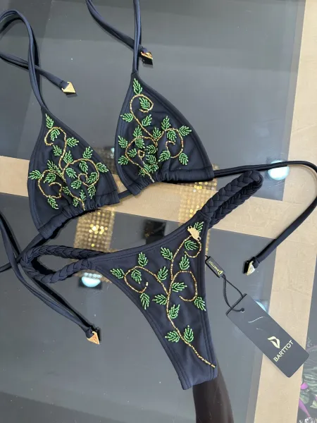 Biquini Bordado Folhas